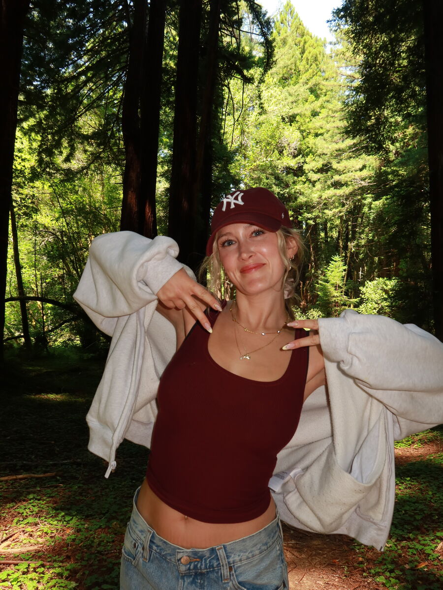 Mariah, photo 9 of 32